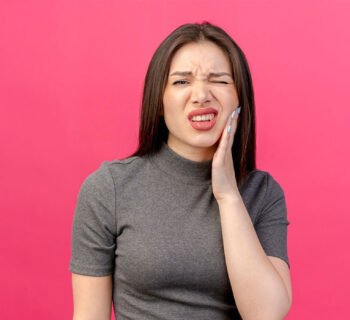 The Truth About Teeth Discoloration: 8 Possible Causes You Can’t Ignore